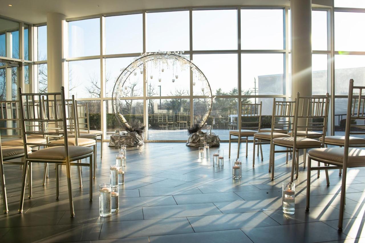 Sheraton Eatontown Hotel Eksteriør bilde