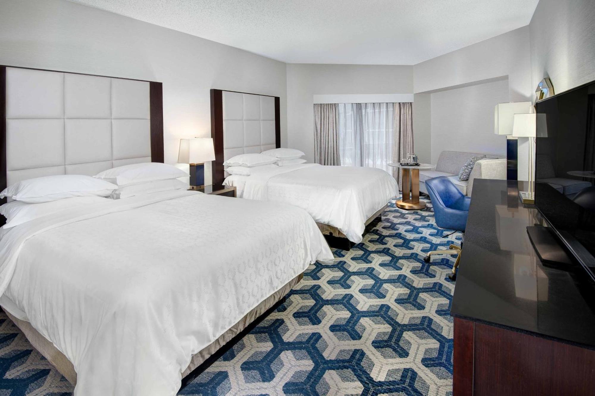 Sheraton Eatontown Hotel Eksteriør bilde